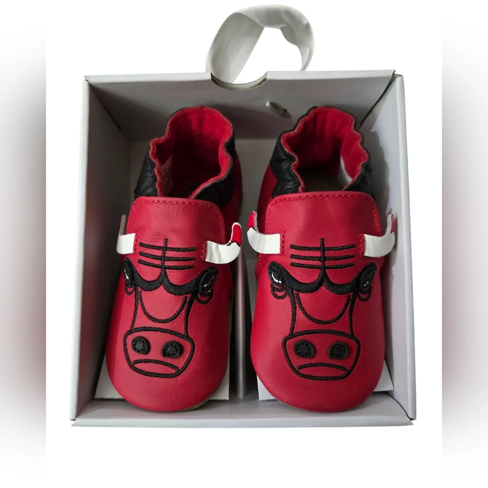 Robeez NEW Chicago Bulls NBA Soft Sole Casual 100% Leather Shoes. Benny The Bull